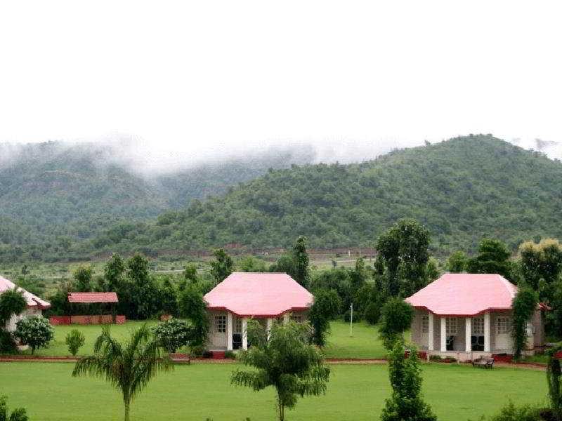 Tiger Den Resort Khilchīpur Extérieur photo