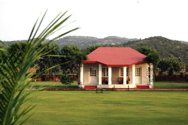 Tiger Den Resort Khilchīpur Extérieur photo